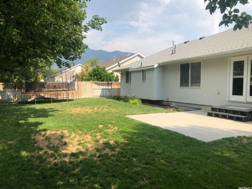 341 Ln Vera Ln, Sandy UT 84094 exterior