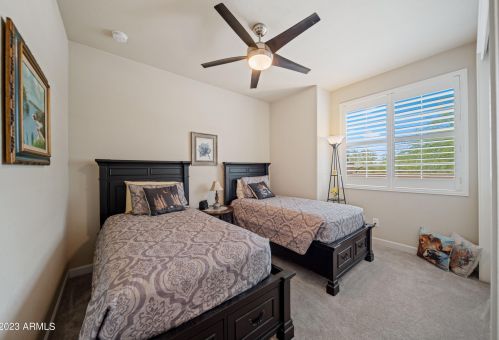 34826 3rd Ave, Phoenix AZ 85023-3640 exterior