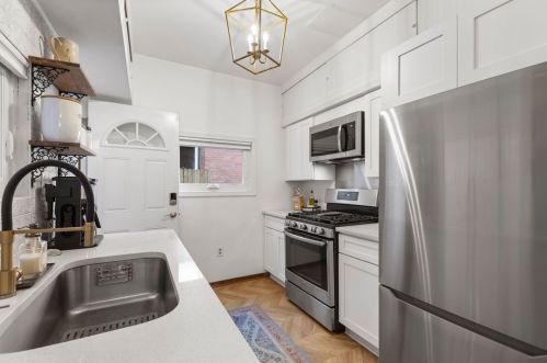 4002 Howley St, Pittsburgh PA  15224-1418 exterior