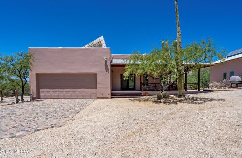 12235 Horsehead Rd, Tucson AZ  85749-9155 exterior