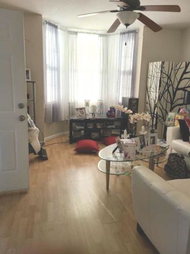 9326 Luella Ave, Chicago IL 60649-4108 exterior