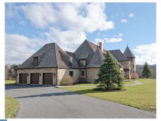 2214 Melrose Ave, Bethlehem PA  18015-8504 exterior