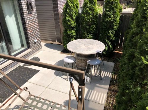 2108 18th Pl, Chicago IL 60608-2604 exterior