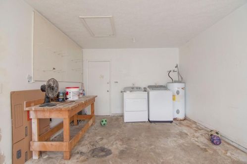 821 Walters Ter, Fort Pierce FL  34983-3962 exterior