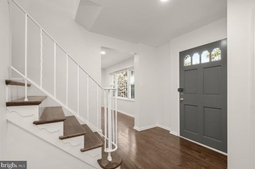 1721 Arbor View Rd, Silver Spring, MD 20902-1410