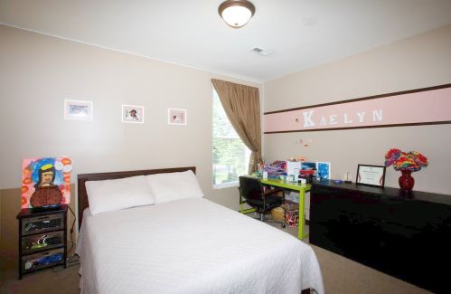 8054 Kimbark Ave, Chicago IL 60637-3720 exterior