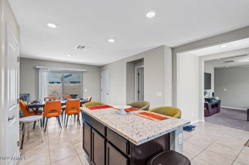 3941 79th Ln, Phoenix AZ  85043 exterior