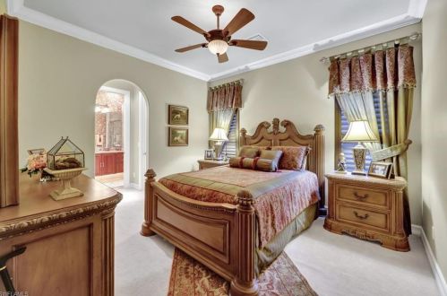 2743 Olde Cypress Dr, Naples FL 34119-9734 exterior