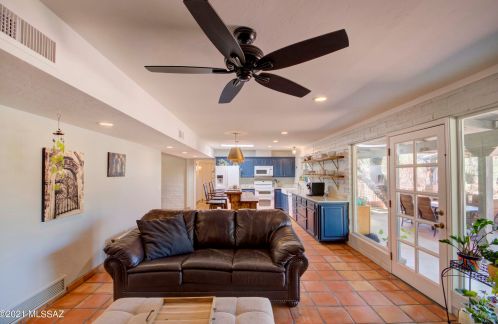 8901 Bears Path Rd, Tucson AZ  85749-8139 exterior