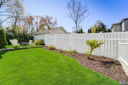 31 Niles Ave, Madison NJ  07940-2340 exterior