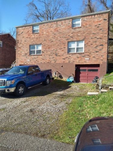 816 Killarney Dr, Pittsburgh PA  15234-2505 exterior