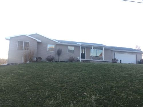 7454 Loomis Rd, Dewitt, MI 48820-9755