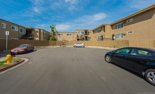 4823 68 St, San Diego CA 92114-2920 exterior