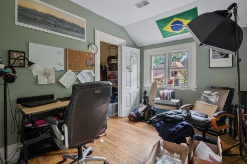 231 Paris Ave, Grand Rapids MI 49503-4764 exterior