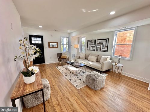 4709 Clay St, Washington DC 20019-1437 exterior