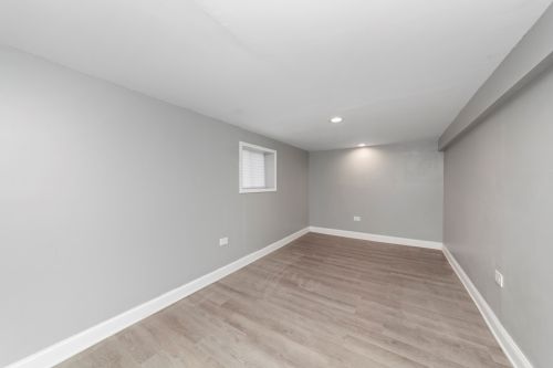 8404 Elizabeth St, Chicago IL  60620-4035 exterior