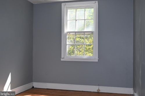 122 Weymouth Rd, Darby PA 19023-1422 exterior