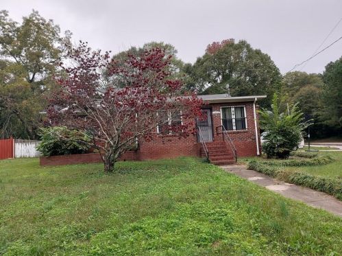 105 Brownlee Rd, Atlanta GA 30311-2226 exterior