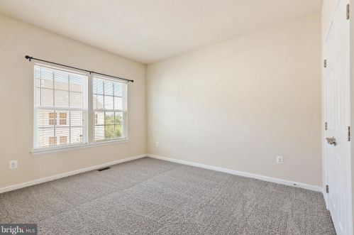 1449 Braden Loop, Glen Burnie MD 21061-5017 exterior