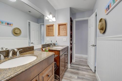 1499 17 St, Boca Raton FL 33486-6504 exterior