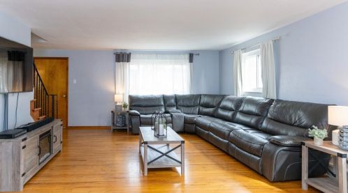 211 Ingram Ave, Pittsburgh PA  15205-2008 exterior