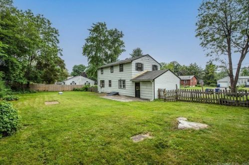 199 Buena Vis Ave, Torrington CT 06790-4028 exterior