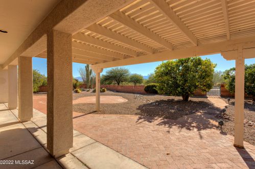 919 Ashworth Rd, Green Valley AZ 85614-5942 exterior