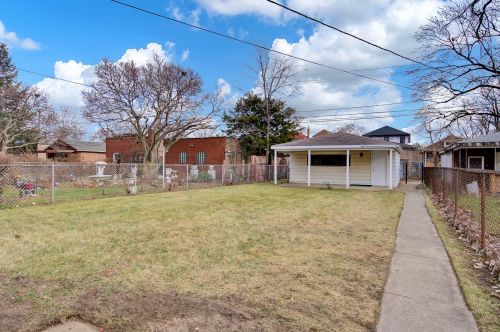 7351 Michigan Ave, Chicago IL 60619-5603 exterior