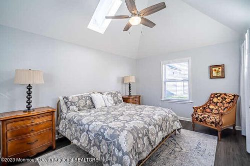 469 Center Ave, Middletown NJ  07748-5370 exterior