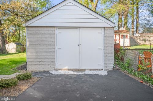 2805 Byron St, Silver Spring MD  20902-2606 exterior