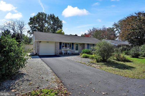 924 Sherry Ln, Lancaster, PA 17601-2024