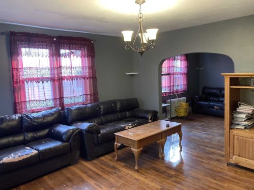 12 Du Bois Ave, Poughkeepsie NY  12601-2141 exterior