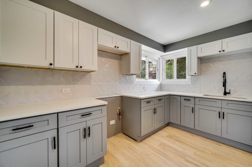 1941 97th St, Chicago IL  60617-4718 exterior