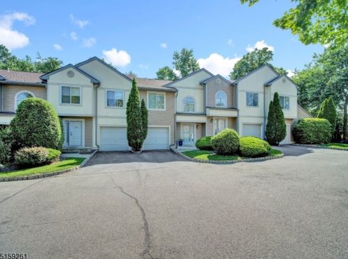 204 Park Pl, Springfield, NJ 07081-3504