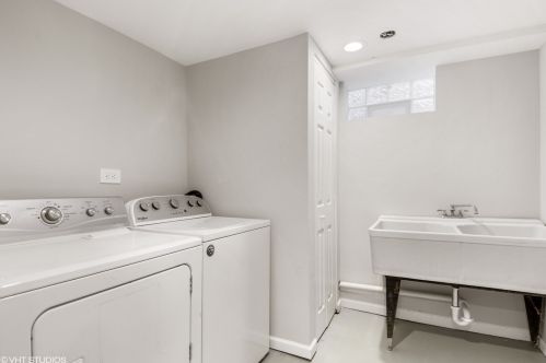 3114 Jerome St, Chicago IL  60645-1143 exterior