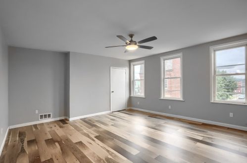 345 Pearl St, Pittsburgh PA 15224-1908 exterior