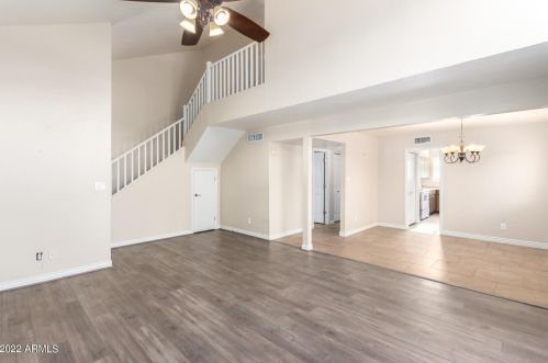 3008 46 St, Phoenix AZ 85040-1767 exterior