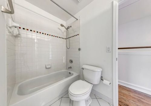 1350 Brookhaven Vlg Cir, Atlanta GA 30319-4095 exterior