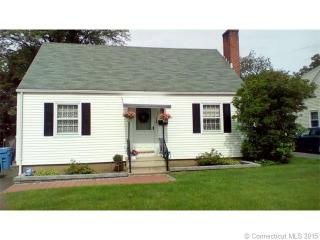 148 Hawthorne St, Manchester CT  06042-3023 exterior