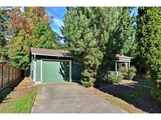 10835 82nd Ave, Portland, OR 97223-8405