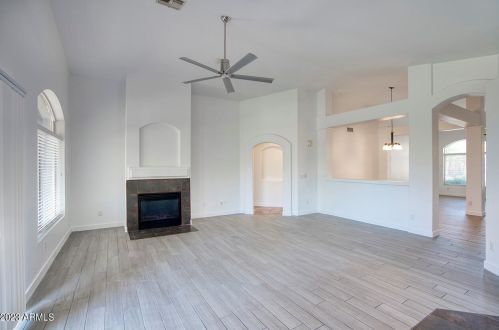 19027 42nd Pl, Phoenix AZ  85050-3777 exterior