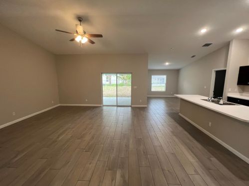 1852 Monterrey Ln, Fort Pierce, FL 34953-2023