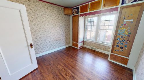 632 5 St, Manitowoc WI 54220-3935 exterior