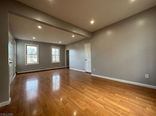 74 Doremus St, Paterson NJ  07522-3904 exterior