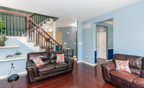 82 Henning Ter, Parsippany NJ 07834-3716 exterior