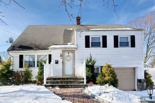 614 Bryant Ave, Teaneck, NJ 07666-6502