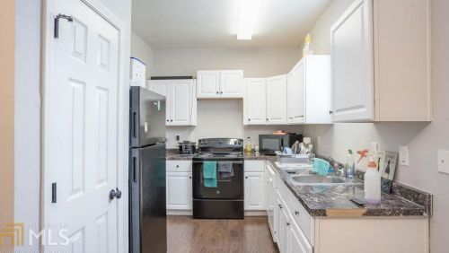 1968 Jones St, Atlanta GA 30344-4108 exterior