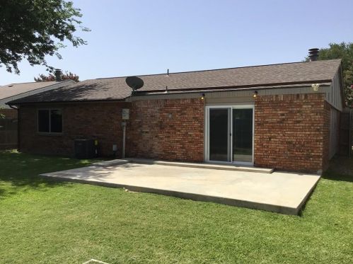 5521 Slay Dr, Frisco TX 75056-1892 exterior