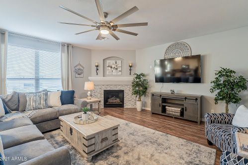 2883 Birchwood Pl, Chandler AZ 85249-5572 exterior