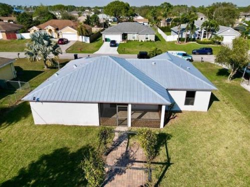 742 Dolores Ave, Fort Pierce, FL 34983-1812